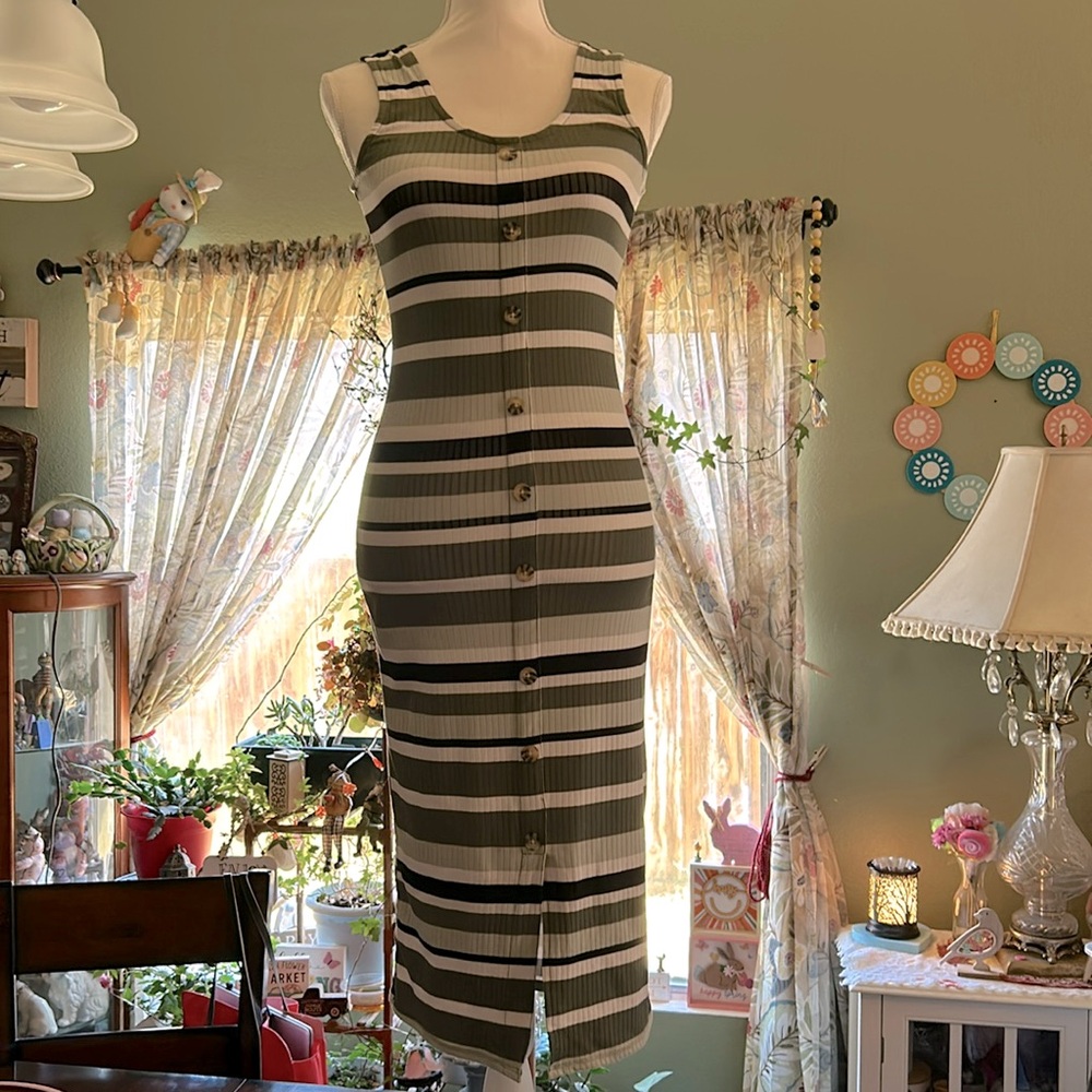 No Boundaries S (3-5) Women’s Striped Ribbed Tank Style Bodycon Dress NWOT